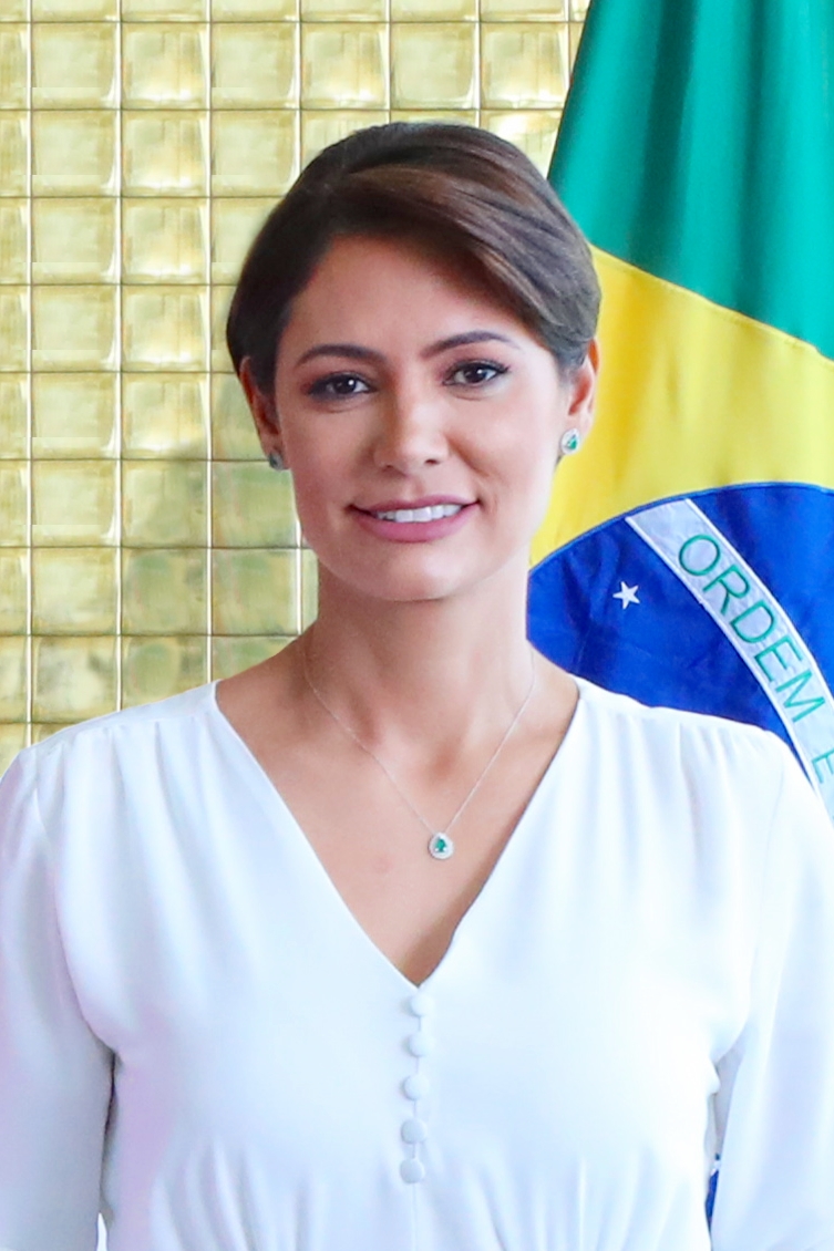 Michelle Bolsonaro tira Detinha e coloca Flávia Berthier na presidência do PL Mulher no MA